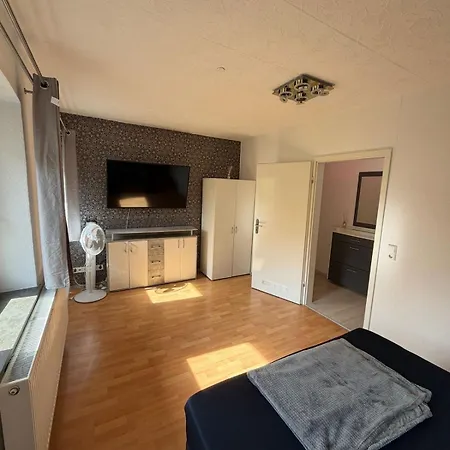 Zwischen Reben & Stadt Viel Platz Zum Wohlfuehlen דירה