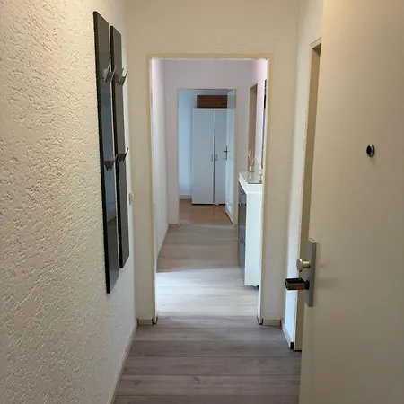 Appartamento Zwischen Reben & Stadt Viel Platz Zum Wohlfuehlen *